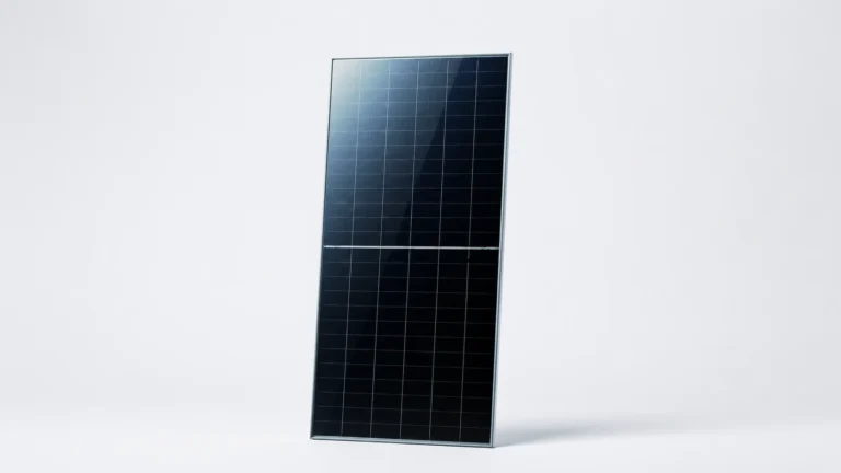 Jinko Tiger Neo bifacial solar panel, front view